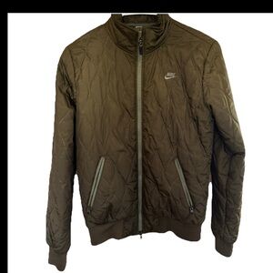 Nike Green Bomber Jacket with High Collar and Ribbed Cuffs